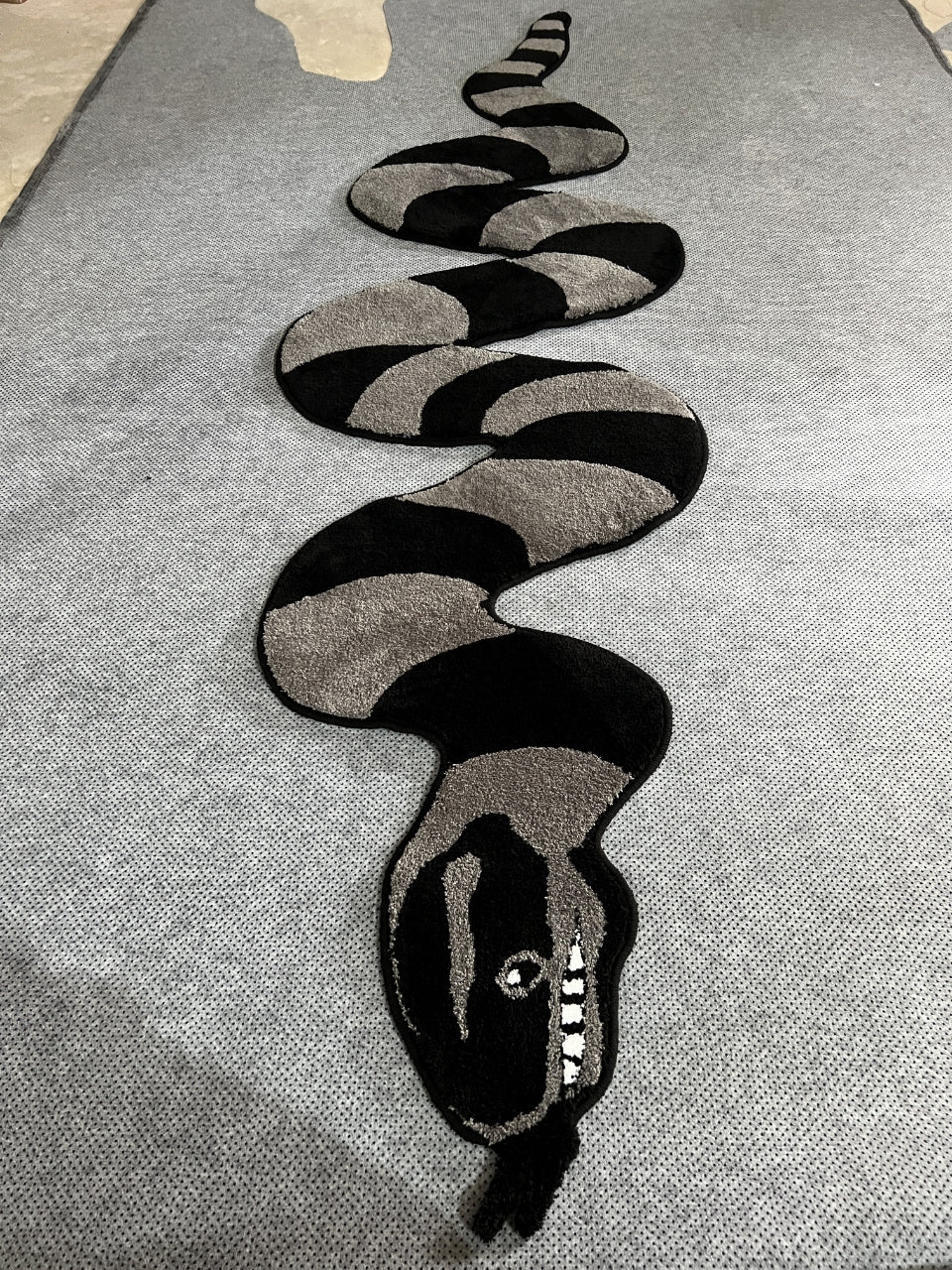 Custom Hand Tufted Rugs | Any Designs, Anime, Images, Logos (Send us your design)